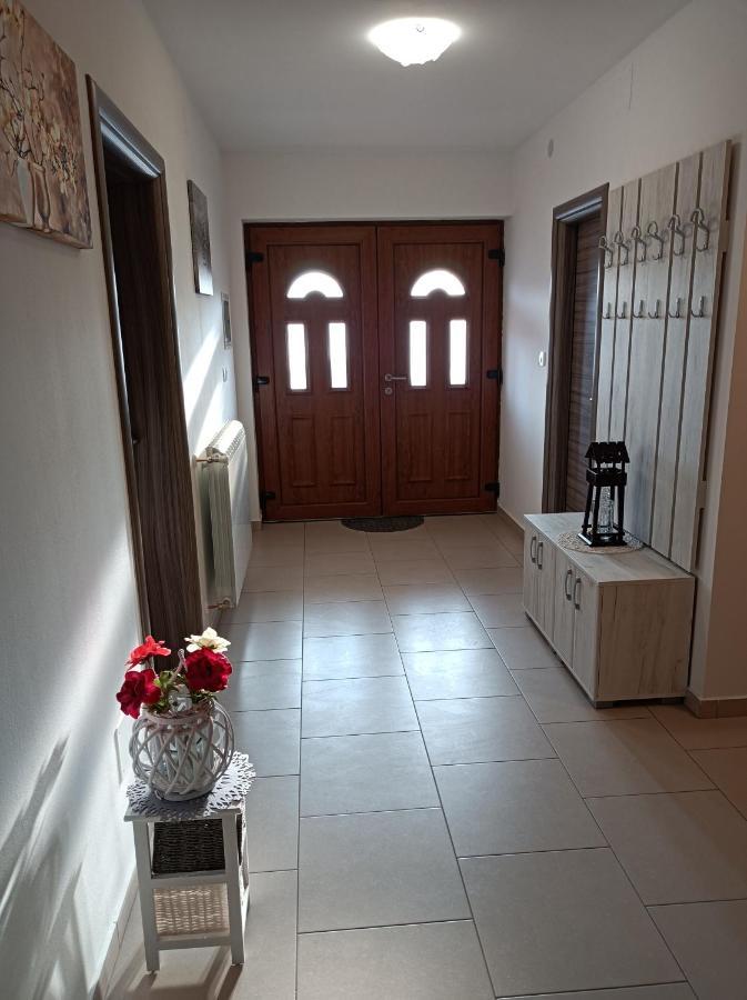Apartman Biba 라빈 외부 사진