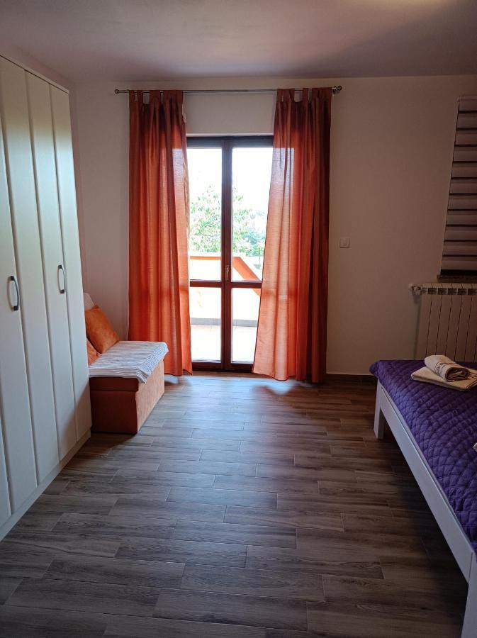 Apartman Biba 라빈 외부 사진