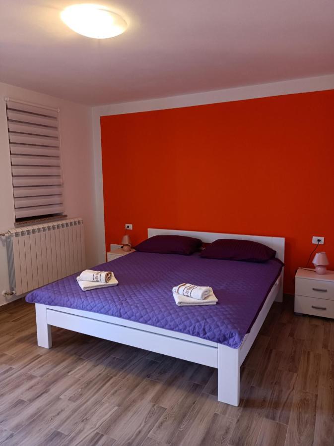 Apartman Biba 라빈 외부 사진